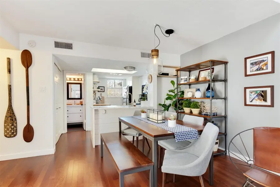 1411 Norwalk Ln #210, Austin, TX 78703 - #2