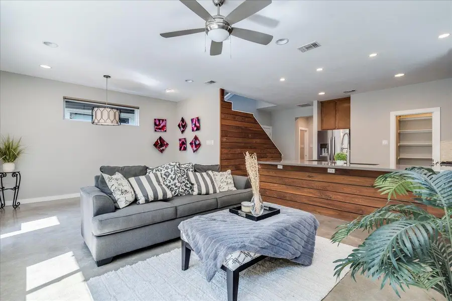 3505 Villa Ct #11, Austin, TX 78704 - #3