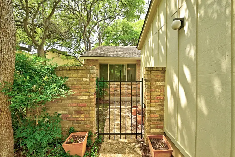 8218 Summer Place Dr, Austin, TX 78759 - #3
