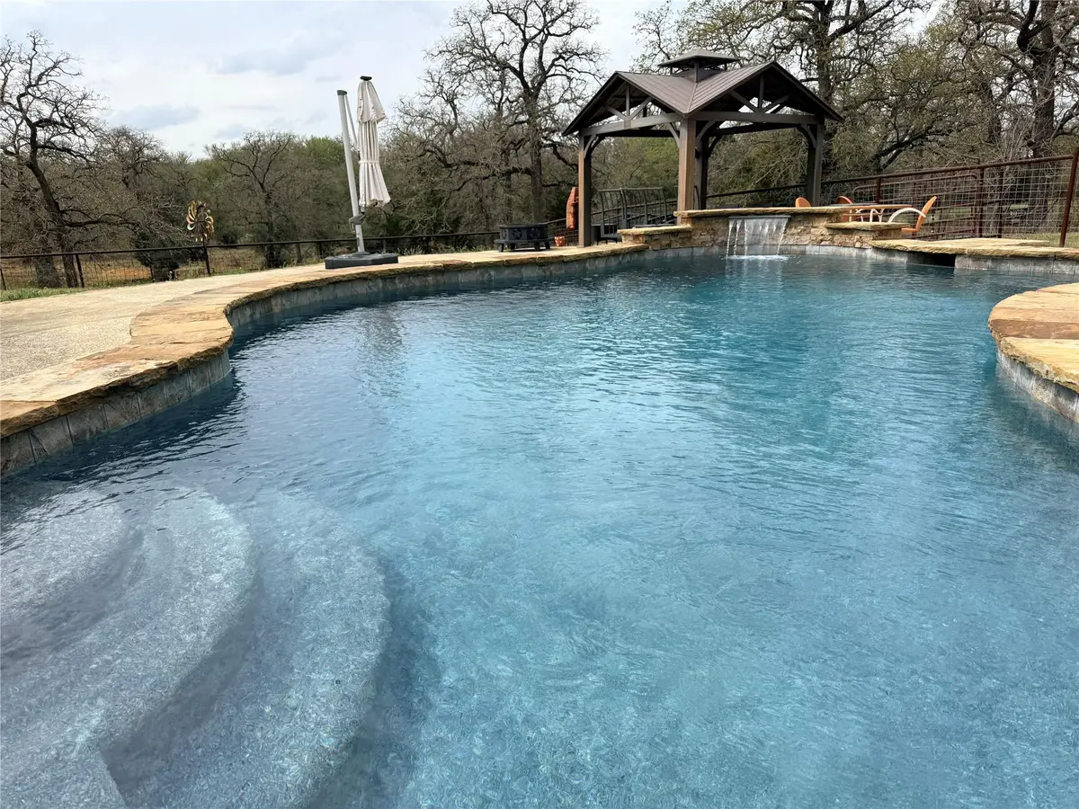 2628 County Road 316, Lexington, TX 78947 - #1