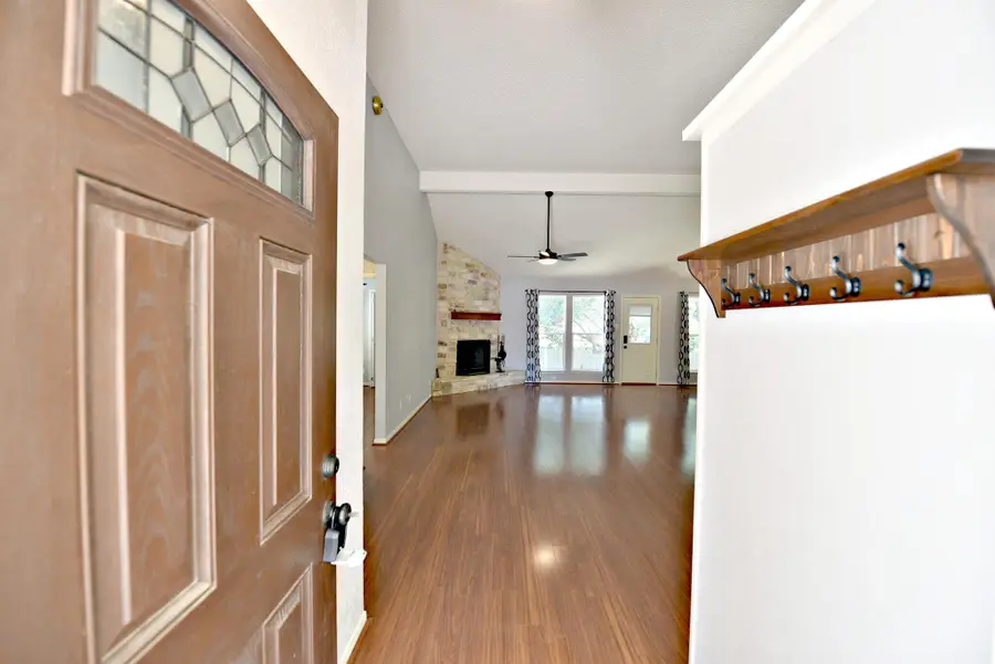2402 Spring Wagon Ln, Austin, TX 78728 - #3