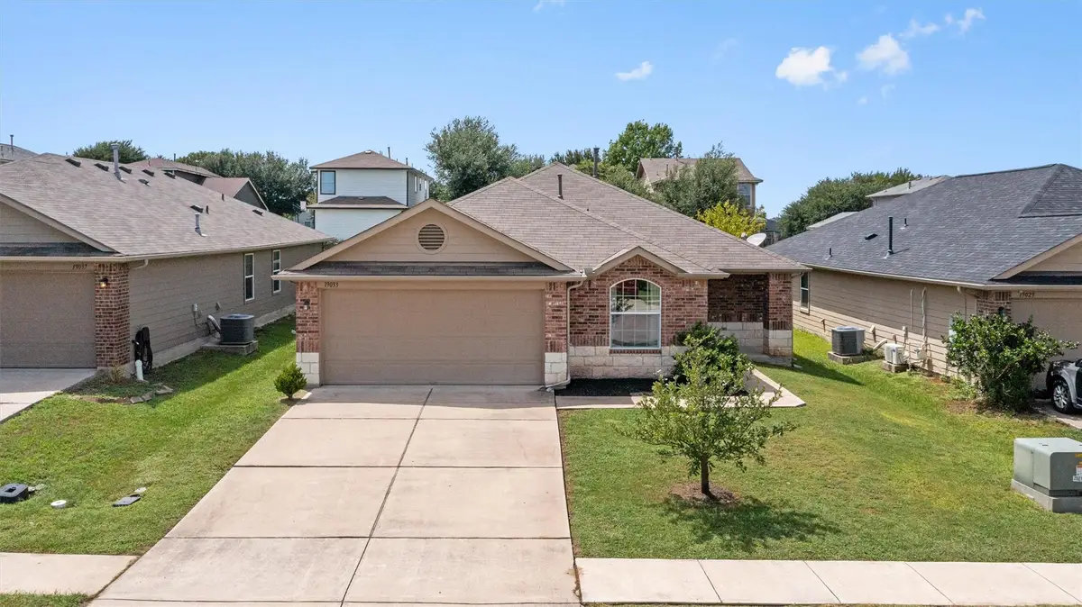 19033 Great Falls Dr, Manor, TX 78653 - #1