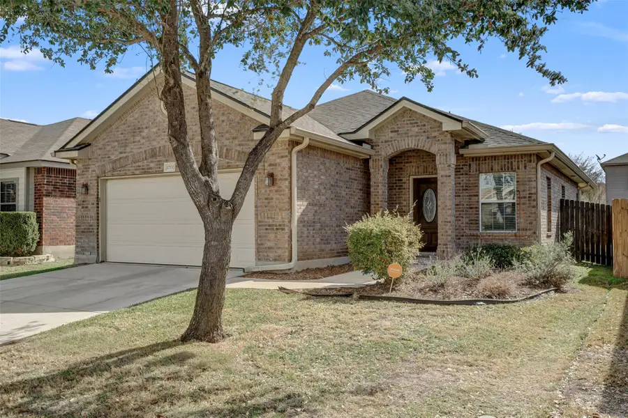 10506 Corvey Ln, Helotes, TX 78023 - #2