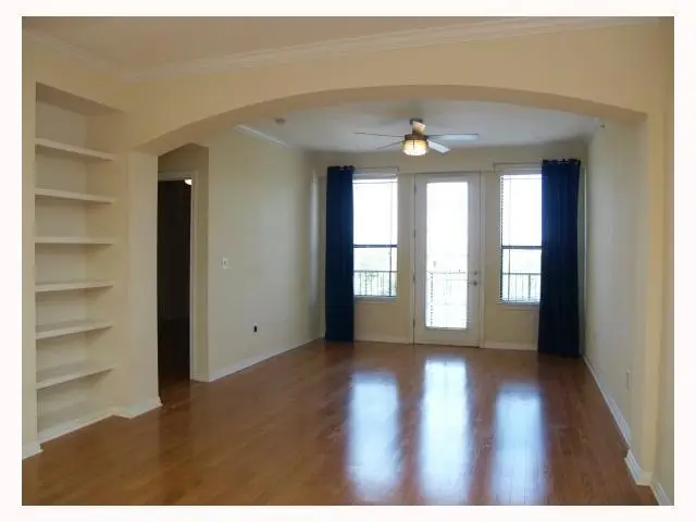 2505 San Gabriel St #405, Austin, TX 78705 - #3