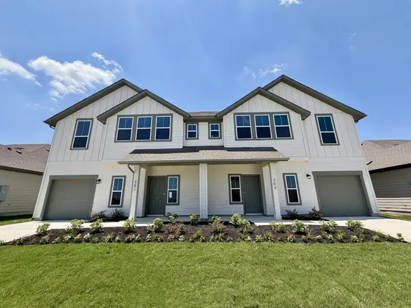 203 Backwood Pass, Taylor, TX 76574