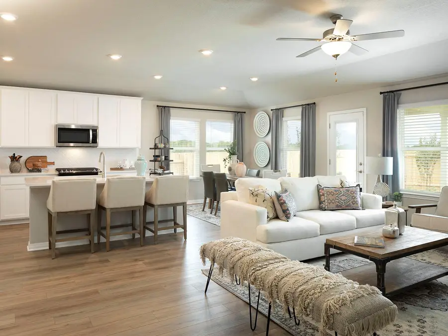 174 Coopers Hawk Crst, Cedar Creek, TX 78612 - #3