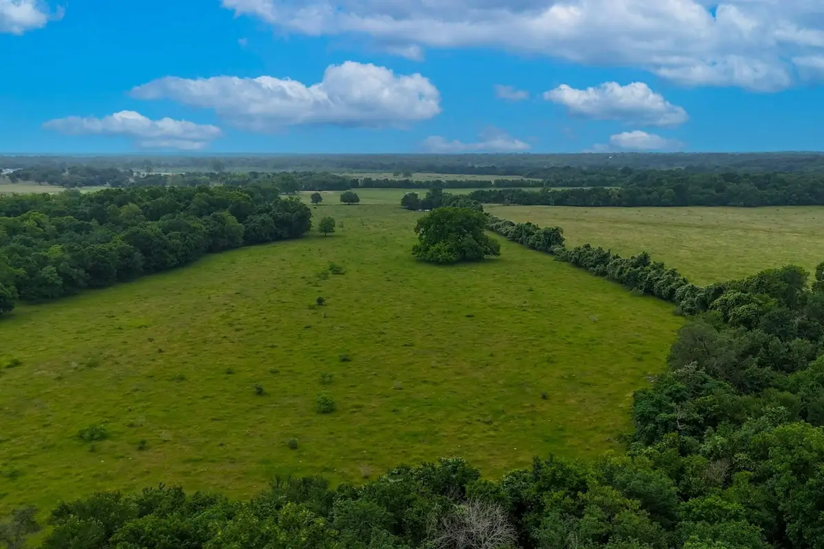 645 Jerrys Crk, Lockhart, TX 78644 - #1