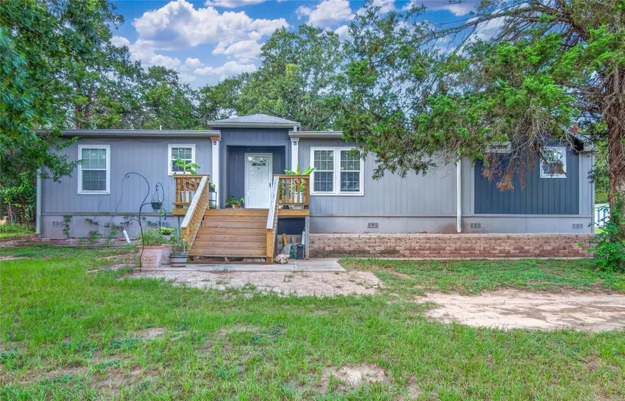 155 Hidden Oaks Loop, Elgin, TX 78621 - #3