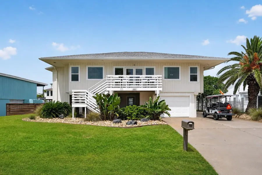 1881 Bay Shore Dr, Rockport, TX 78382 - #2