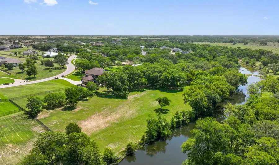 404 Golden Eagle Way, Liberty Hill, TX 78642 - #2
