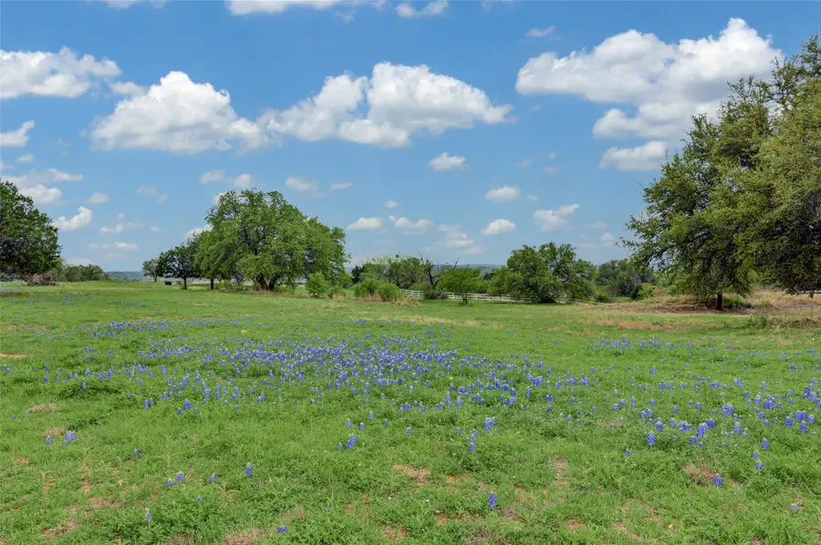 26 Westgate Loop, Horseshoe Bay, TX 78657 - Image #3