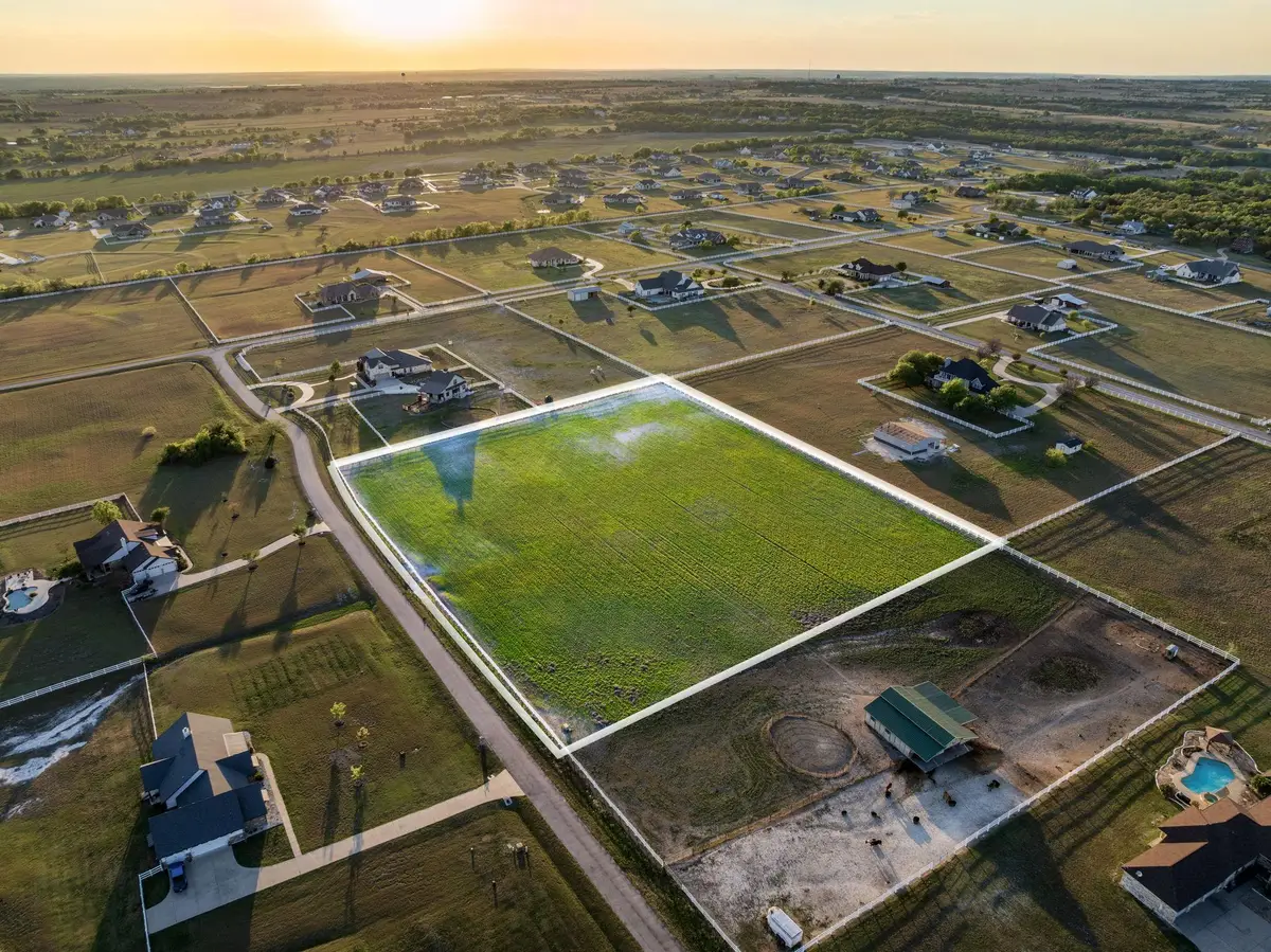 35105 Appaloosa Way, Georgetown, TX 78626 - #1