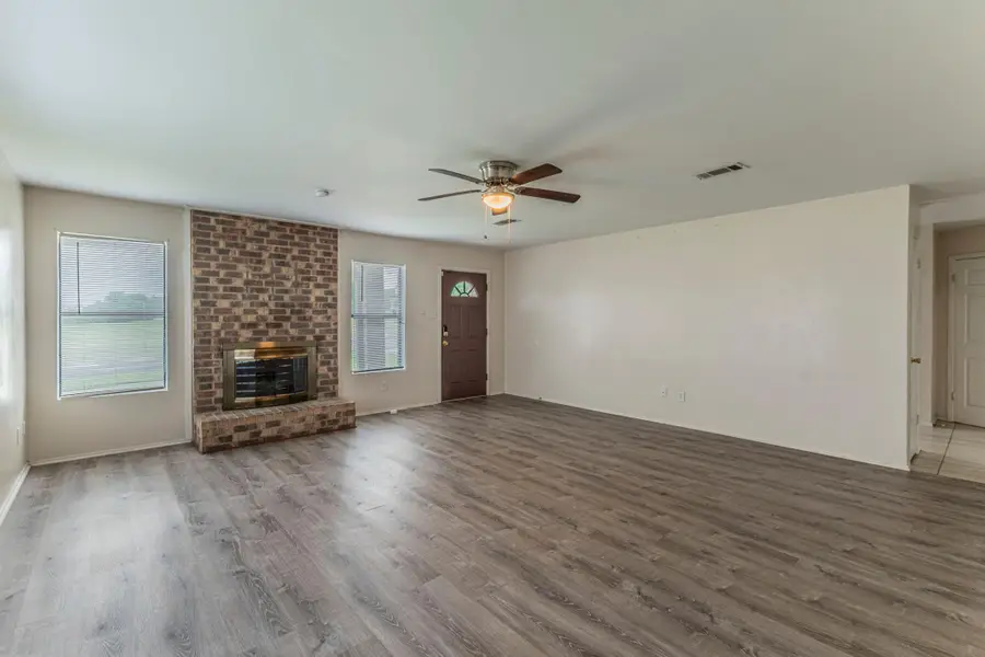 4301 River Oaks Dr, Killeen, TX 76543 - #3