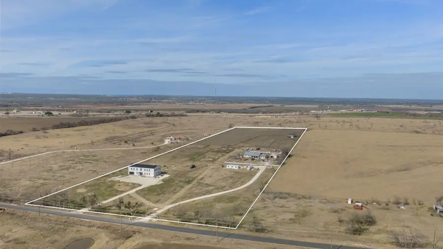 835 E County Road 304, Jarrell, TX 76537 - Image #3