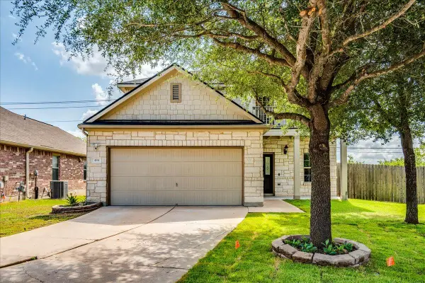 484 Travertine Trl, Buda, TX 78610