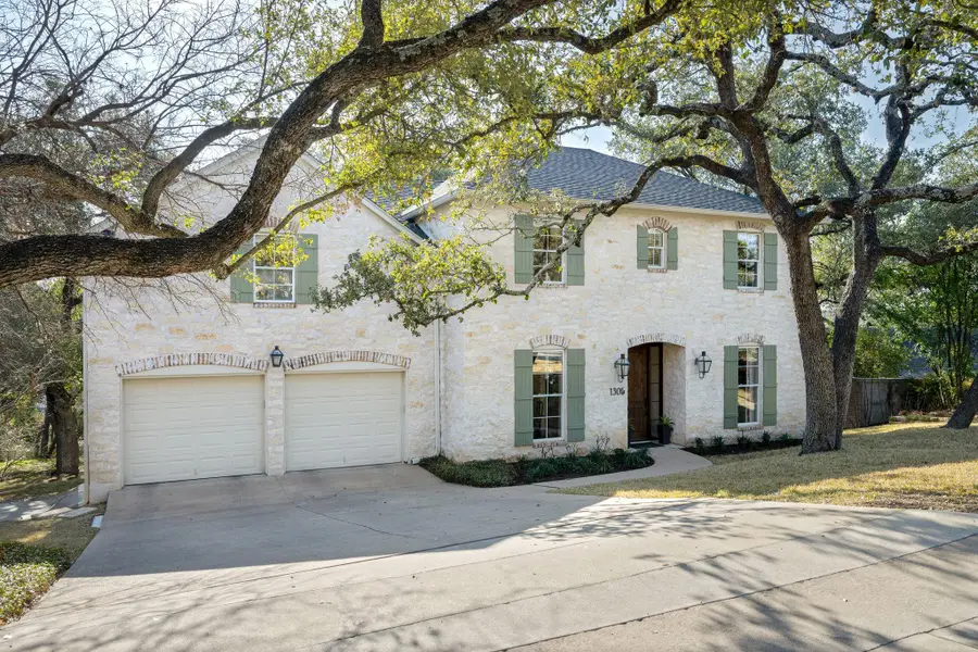 1305 Constant Springs Dr, Austin, TX 78746 - #2