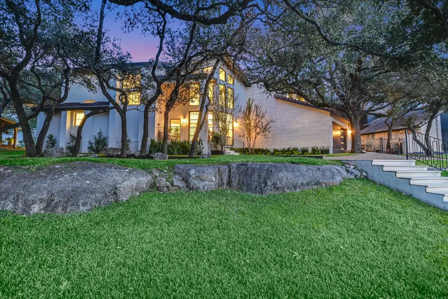 6204 Lost Horizon Dr, Austin, TX 78759 - Image #2