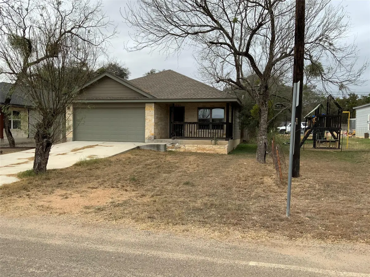 618 Oak Ln, Cottonwood Shores, TX 78657 - Image #1