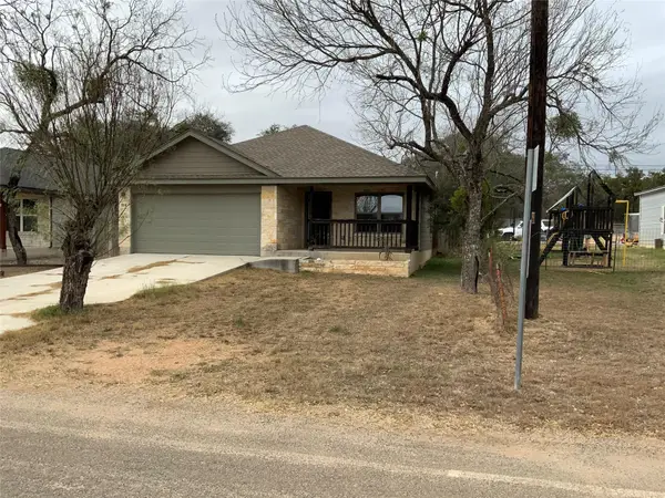 618 Oak Ln, Cottonwood Shores, TX 78657