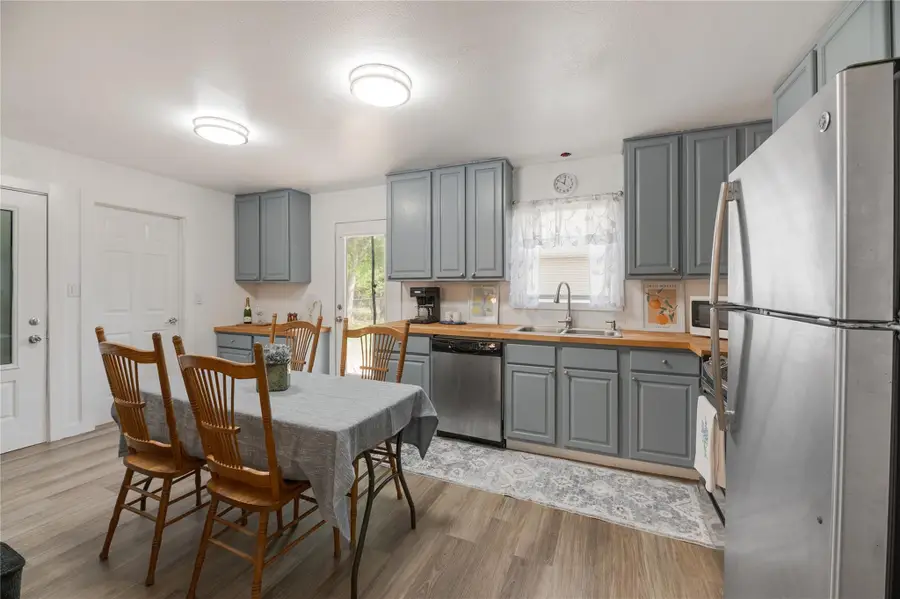 445 W Vaughan St, Bertram, TX 78605 - #3