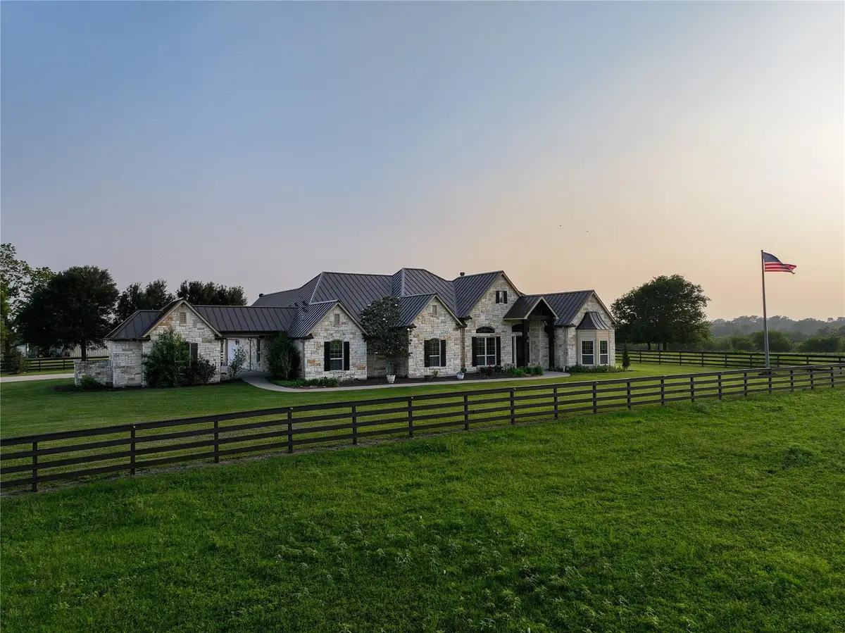 8271 Fm 529 Rd, Bellville, TX 77418 - #1