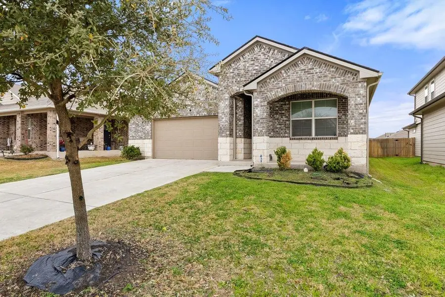 204 Rochester Ln, Hutto, TX 78634 - #3