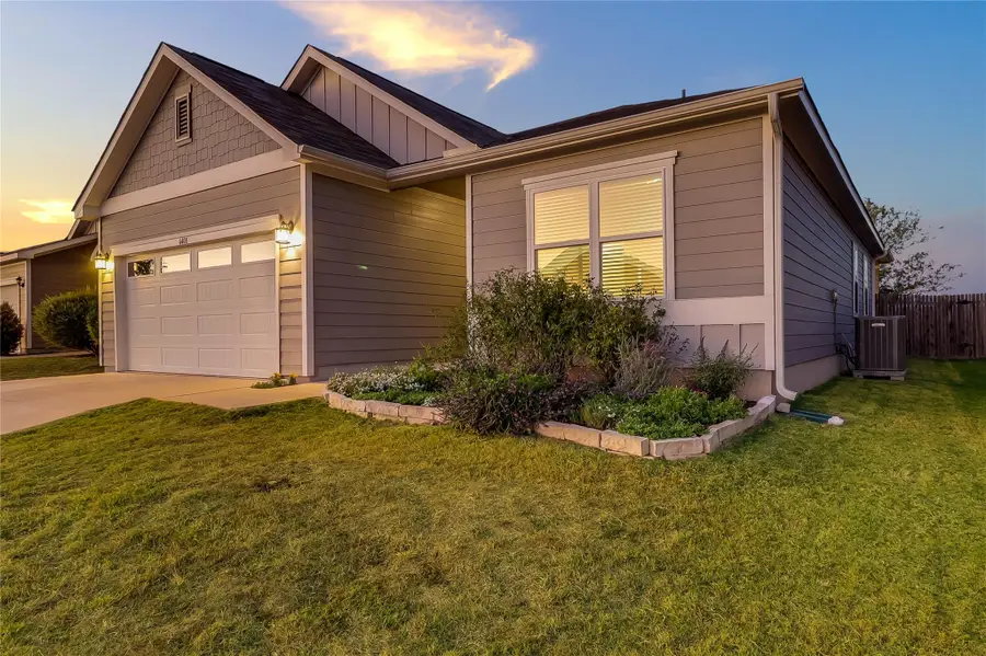 6408 Routenburn St, Austin, TX 78754 - Image #3