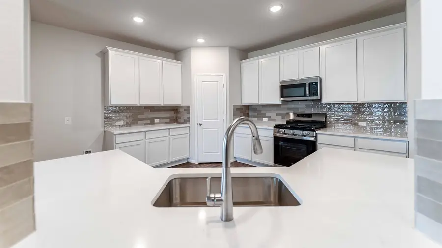 525 Lost Tree Dr, Buda, TX 78610 - #2