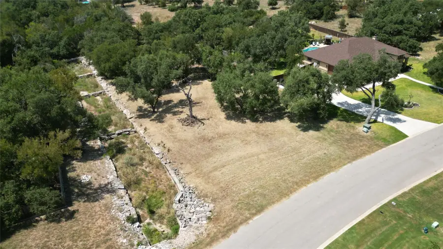 8378 Spring Creek Loop, Salado, TX 76571 - Image #2