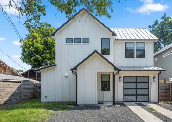 2104 E 2nd St, Austin, TX 78702
