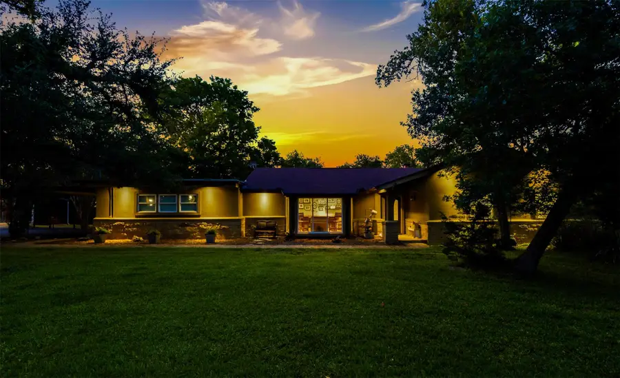142 Woodland Trl, Leander, TX 78641 - #2