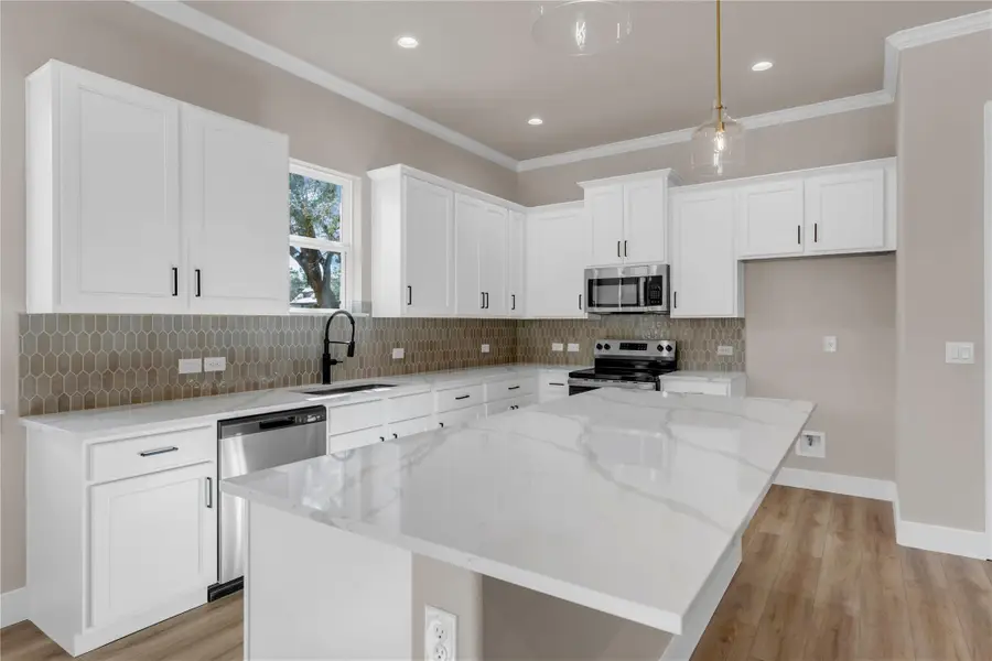 240 Sunday Dr, Burnet, TX 78611 - #3