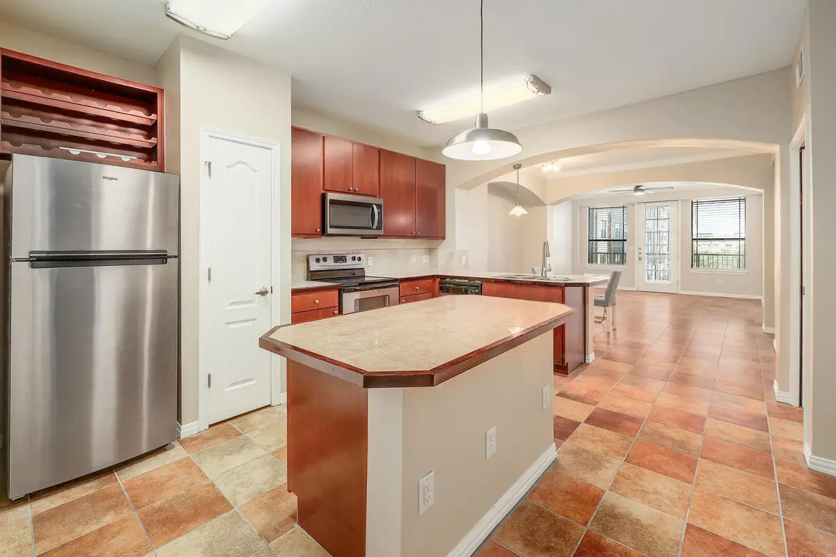 2505 San Gabriel St #304, Austin, TX 78705 - #1