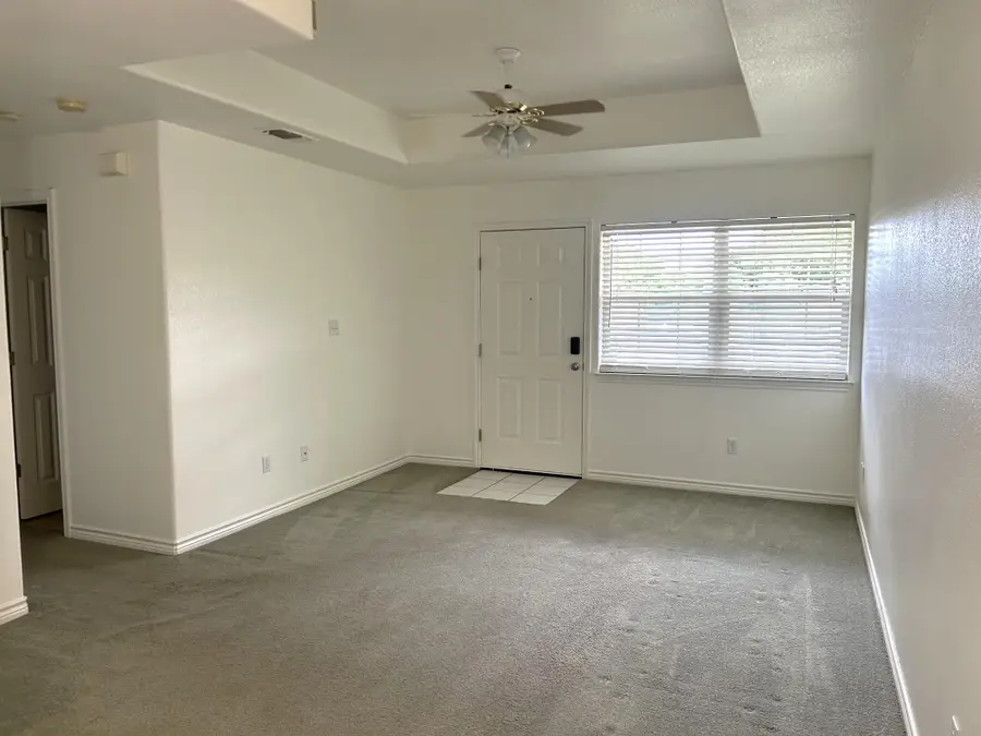 1207 Ash Dr, Marble Falls, TX 78654 - #2