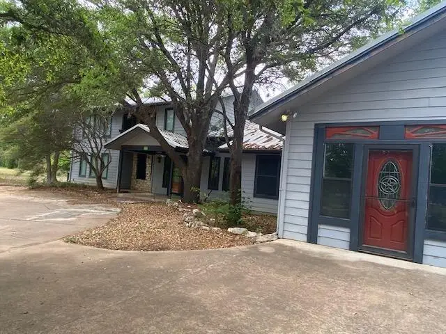 522 Circle Dr, Sunrise Beach Village, TX 78643 - #1