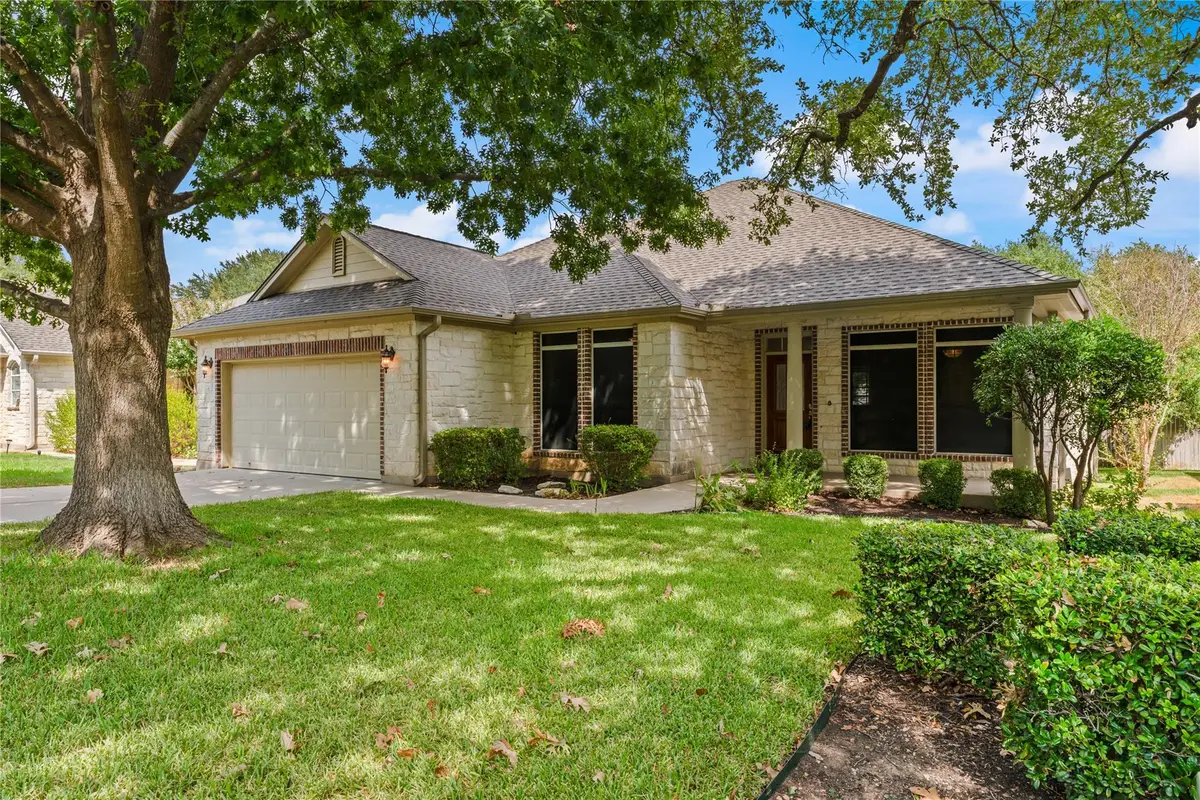 302 Brazos Dr, Georgetown, TX 78628 - #1