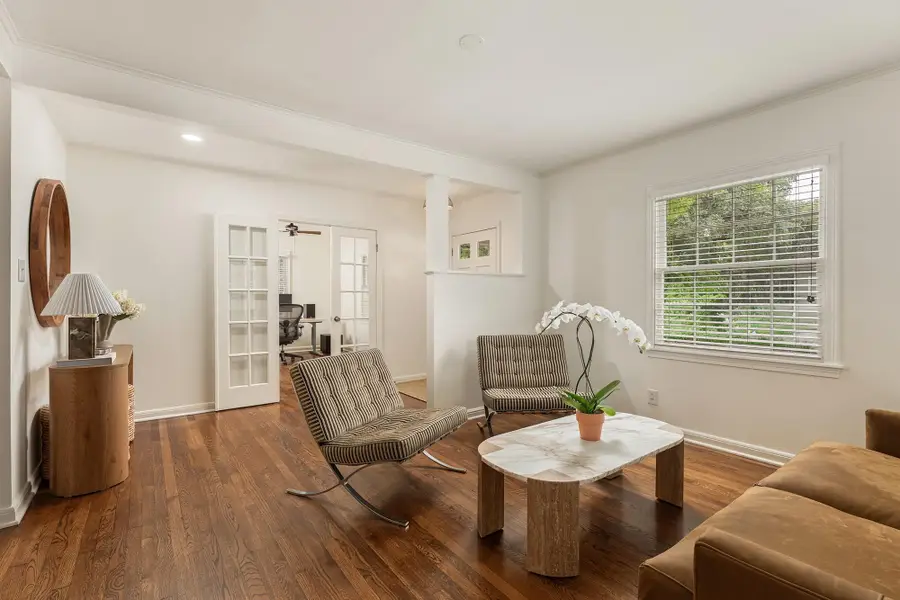 1204 W 22 1/2 St, Austin, TX 78705 - #2
