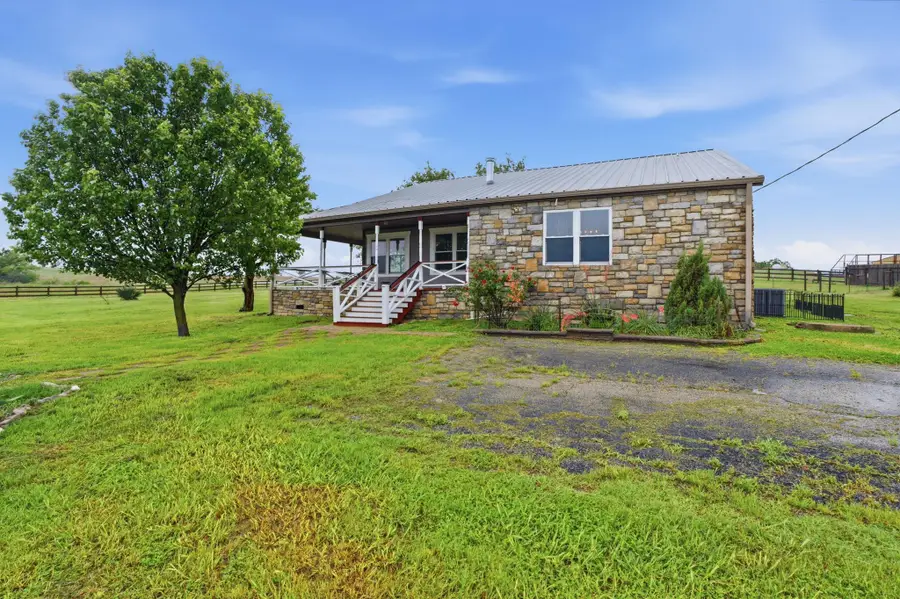 1000 County Road 458, Coupland, TX 78615 - #3