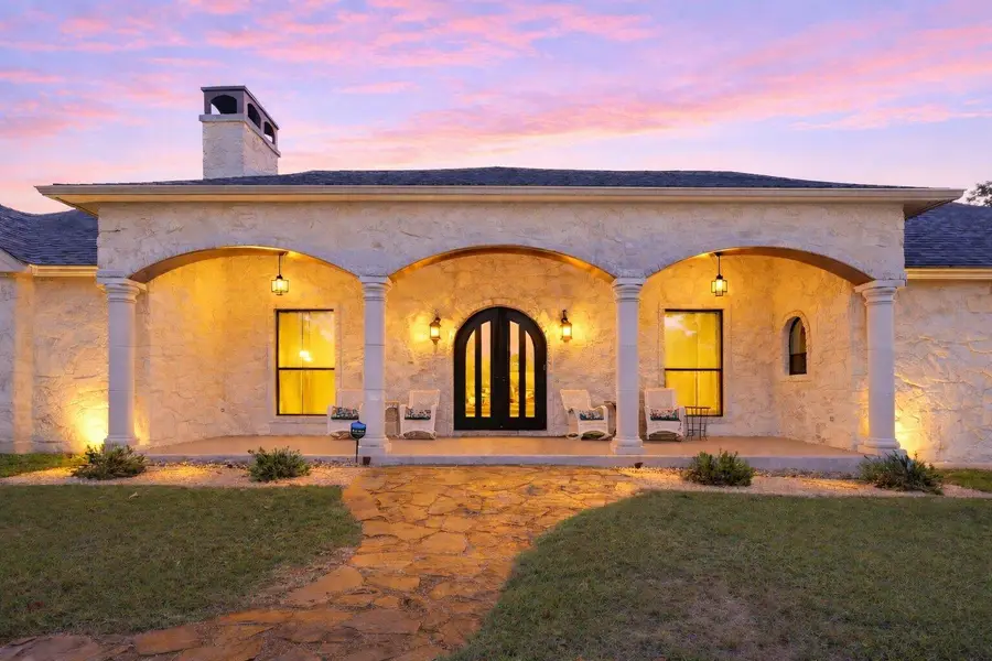 125 Carriage Ct, Bastrop, TX 78602 - #2