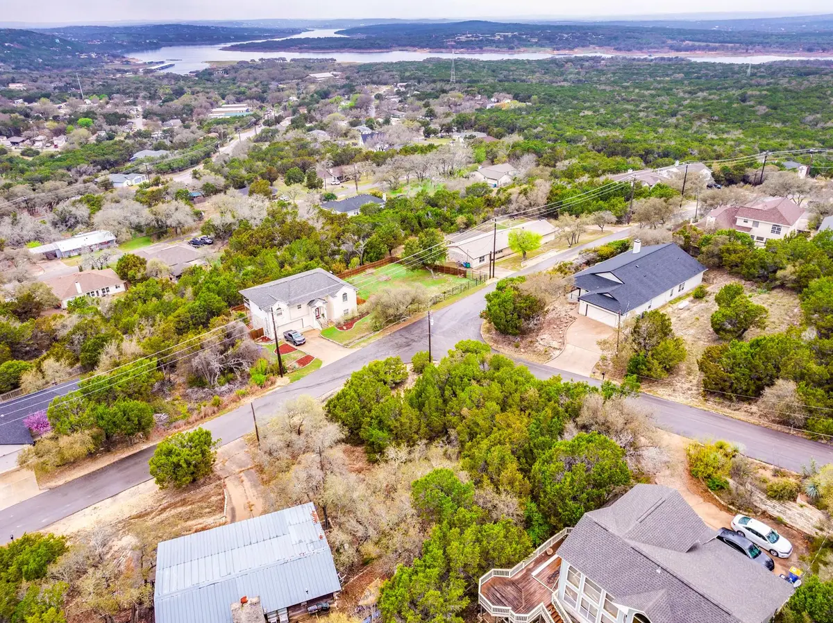 21500 Surrey Ln, Lago Vista, TX 78645 - #1