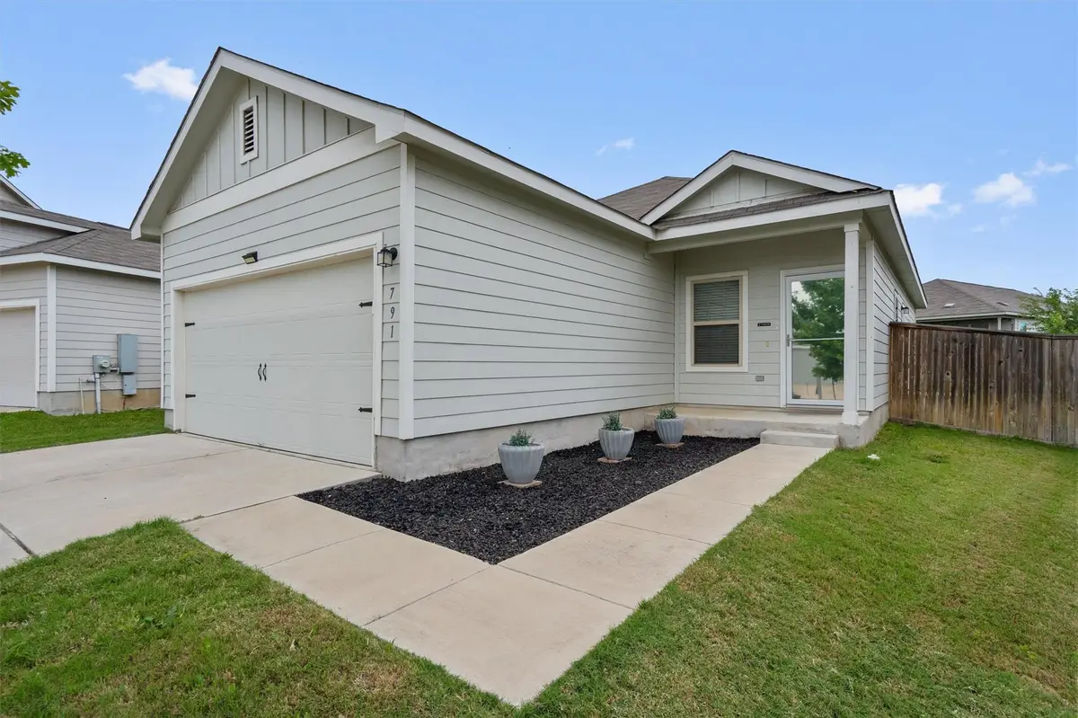 791 Circle Way, Jarrell, TX 76537 - #1