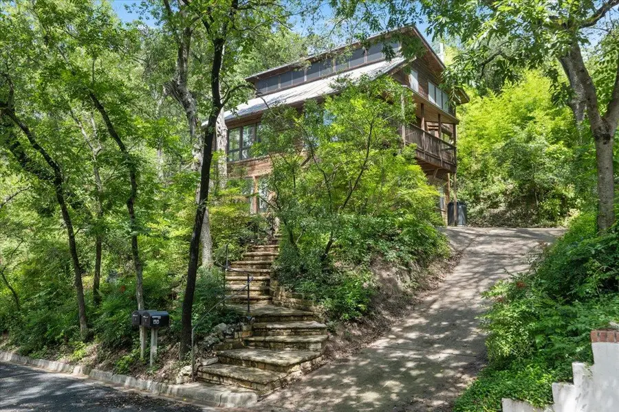 1313 Alameda Dr, Austin, TX 78704 - #2
