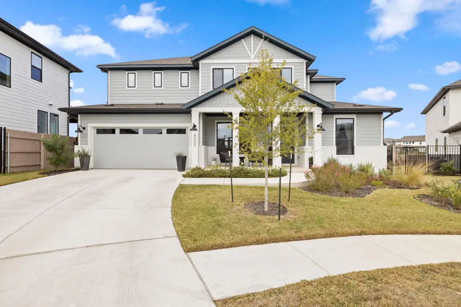 8600 Lefrak Dr, Austin, TX 78744 - Image #2