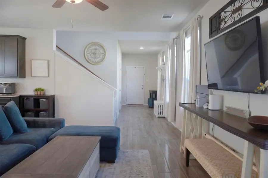 153 Blue Agate Ct, Jarrell, TX 76537 - #3