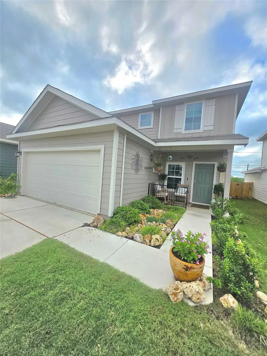 12419 Silversmith Ln, Mustang Ridge, TX 78610 - #2
