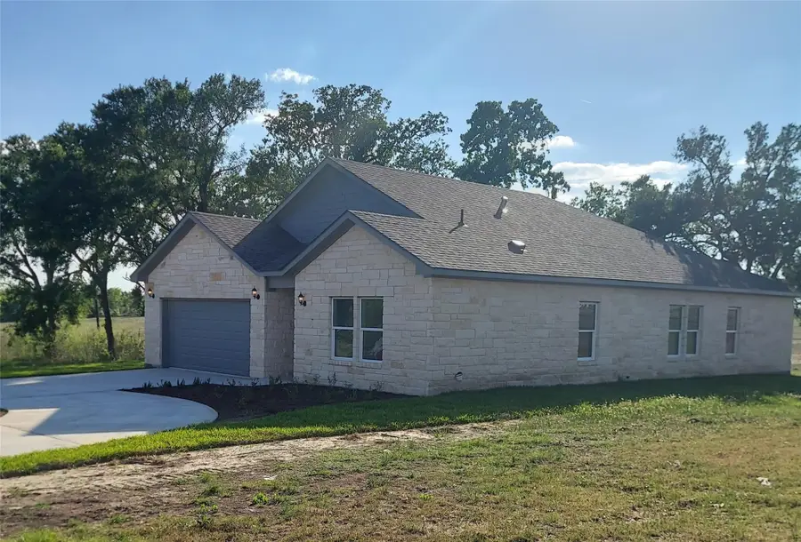 121 Spanish Oak Trl, Cameron, TX 76520 - #3