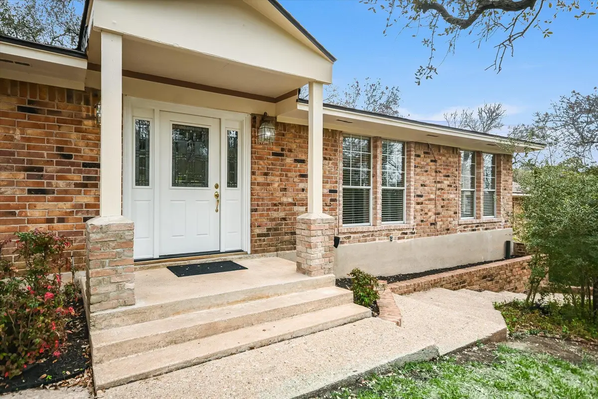 10709 Yucca Dr, Austin, TX 78759 - #1