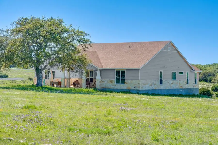 160 Red Stag Ct, Lampasas, TX 76550 - #3
