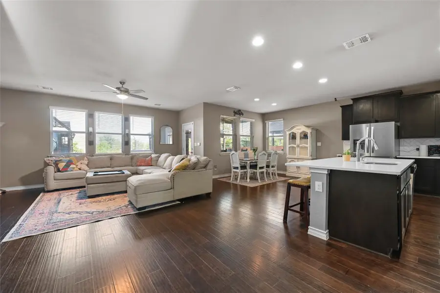 160 Thornless Cir, Buda, TX 78610 - Image #3