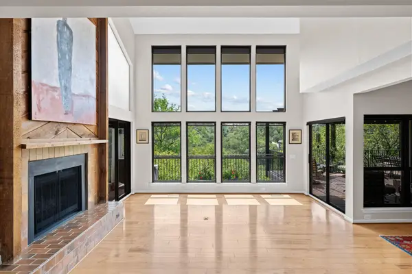 8302 Appalachian Dr, Austin, TX 78759